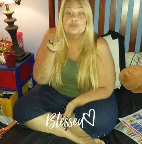 Profile Picture of Leslie Kunze (@leslie_kunze) on Poshmark
