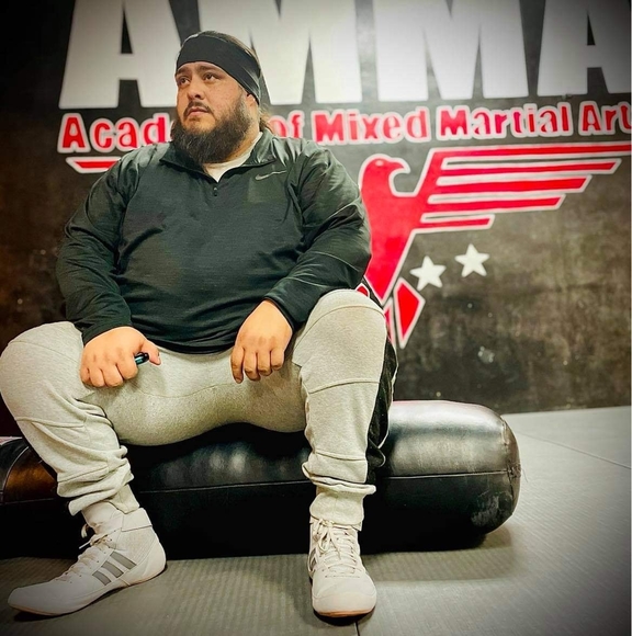 Profile Picture of Leonel Vasquez (@thundakat806) on Poshmark