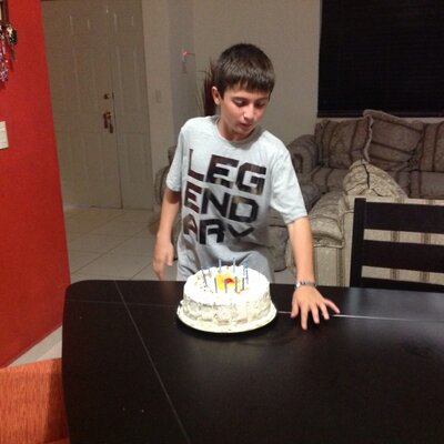 Profile Picture of Miguel Castro Llamas (@124_mike) on Twitter