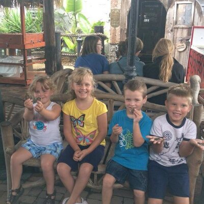 Profile Picture of Harriet (@wade_harriett) on Twitter