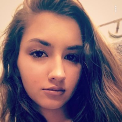 Profile Picture of Isabelle Farley (@isabellelfarley) on Twitter