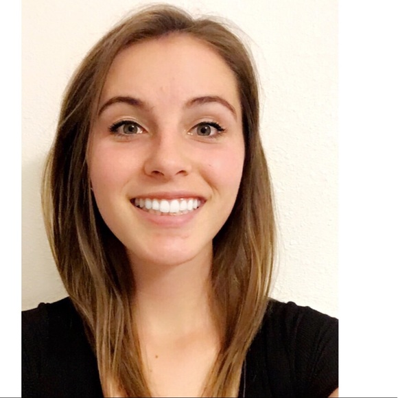 Profile Picture of Kristen Sampietro (@ksampiet) on Poshmark