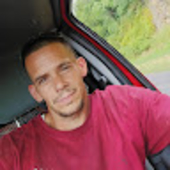 Profile Picture of Michael Odell (@michaelodell662) on Poshmark