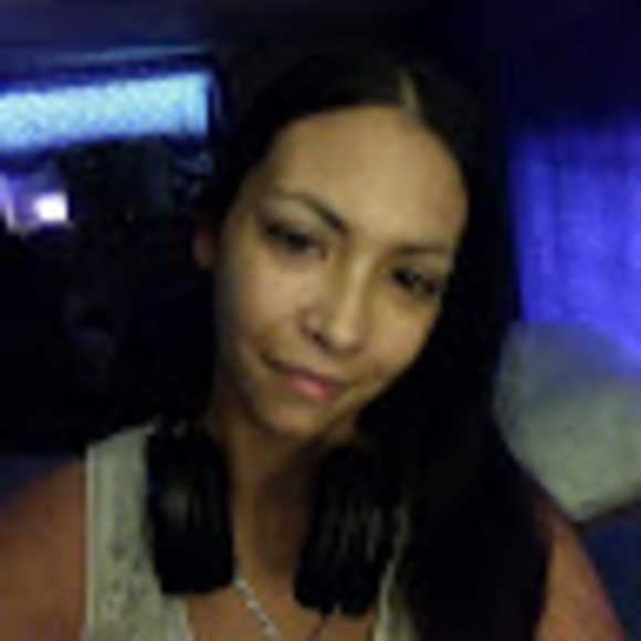 Profile Picture of Lana Boyette (@lanab88) on Poshmark