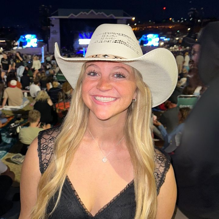 Profile Picture of Ashley (@ashley_toler) on Tiktok