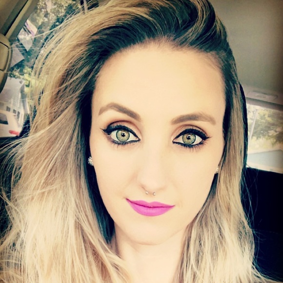 Profile Picture of Meaghan Moran (@meaghan1989) on Poshmark