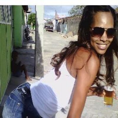 Profile Picture of Dannyella Santos (@danny_sliva) on Twitter