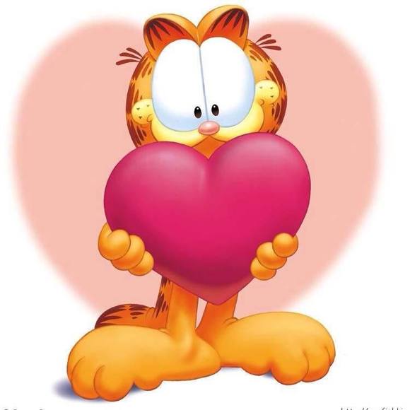 Profile Picture of Elly Ingalls (@ellyingalls) on Poshmark