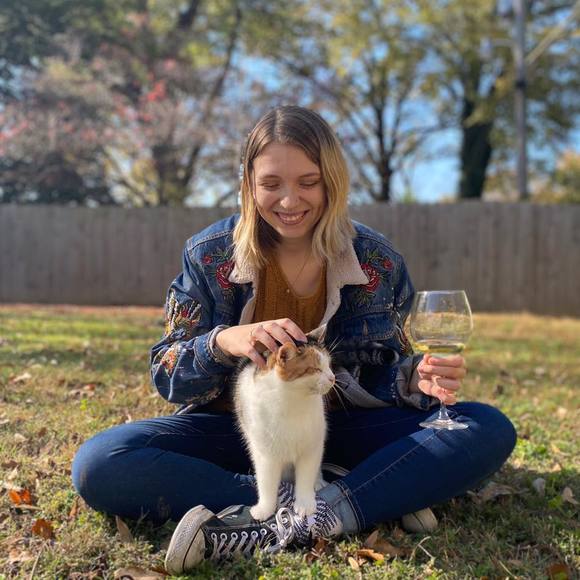 Profile Picture of Meredith Potter (@mpotter211) on Poshmark