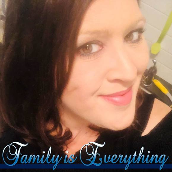 Tori Bowen - Poshmark Profile Picture of Tori Bowen (@tori2078) on Poshmark