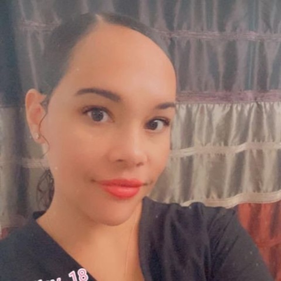 Profile Picture of Carla Ray (@patricelee77) on Poshmark