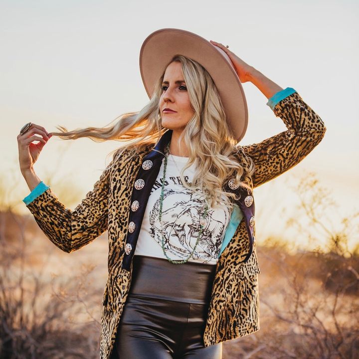 Profile Picture of jaceyreuther (@rgbfashion) on Tiktok
