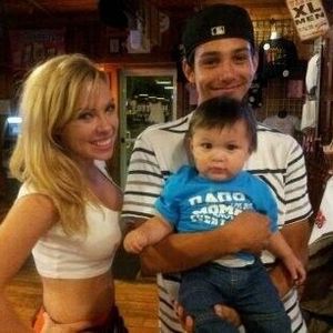 Profile Picture of Pete Rosado (@fcknnlegitt) on Myspace