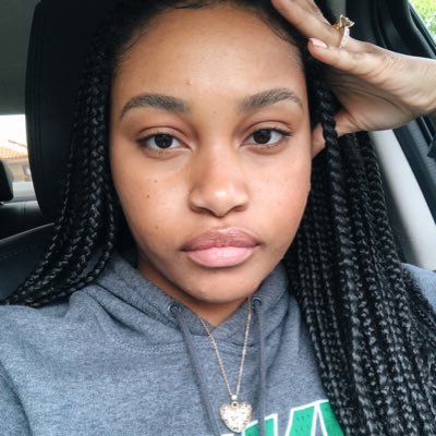 Profile Picture of Victoria Calixte (@vickycalixte) on Twitter