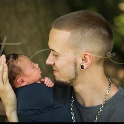 Profile Picture of MichaelMesler98 (@MichaelMesler98) on Twitter