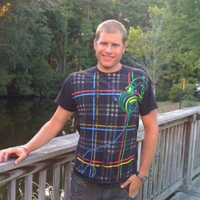 Profile Picture of Robert Tinter (@Bert41T) on Twitter