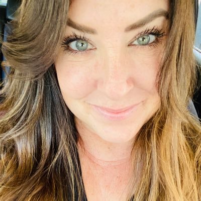 Profile Picture of Caprice Leonard, MA, ATC, CMT 🌙 (@CapriceLeonard) on Twitter