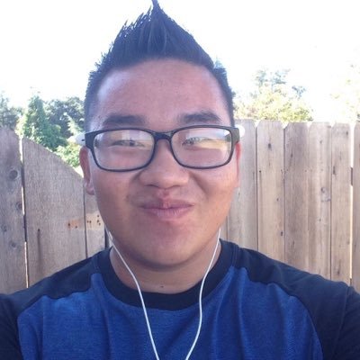 Profile Picture of Vue Jim Moua (@moua_vue) on Twitter