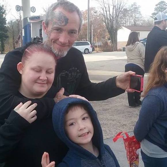 Profile Picture of Renee Browning (@ilovejoshparis) on Poshmark