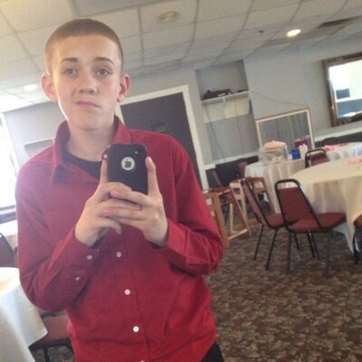 Profile Picture of Chris (@covelli23) on Twitter