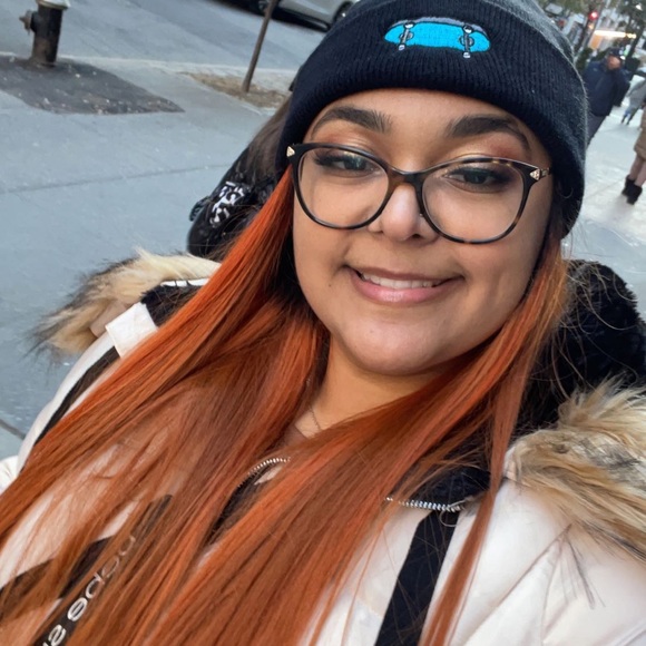 Profile Picture of Natalie Rivas (@nataliex3_) on Poshmark