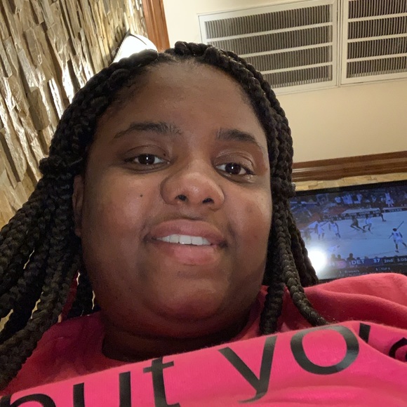 Profile Picture of Latonia Patterson (@toni2387) on Poshmark