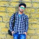 Profile Picture of 👉R_A_G_H_A_V + K_O_H_L_I 🔵 (@choco_boy_raghav_143) on Instagram