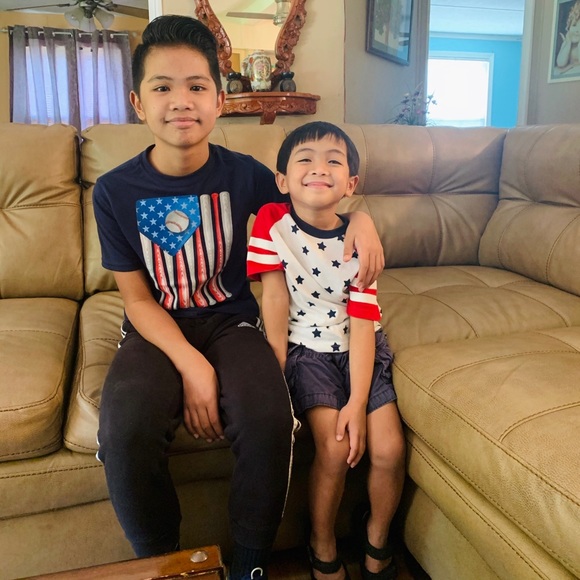 Profile Picture of Sandra Bartolome (@andang81) on Poshmark