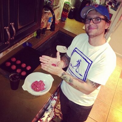 Profile Picture of Richard Reposa (@roguefiend) on Twitter