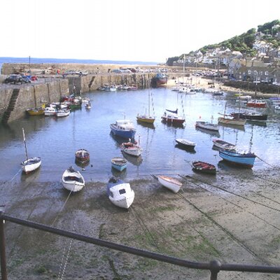 Profile Picture of Norma Moore (@Mousehole1) on Twitter