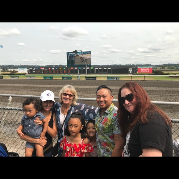 Profile Picture of Lydia Shenkel (@lrsshenkel) on Poshmark