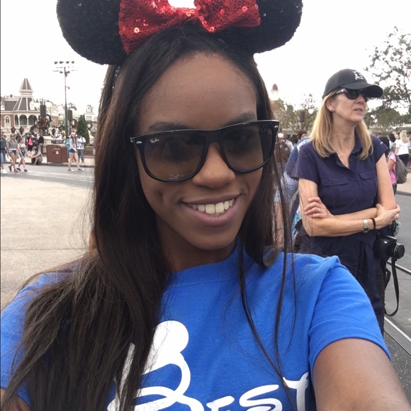Profile Picture of Mahala Stpaul (@mahalastpaul) on Poshmark