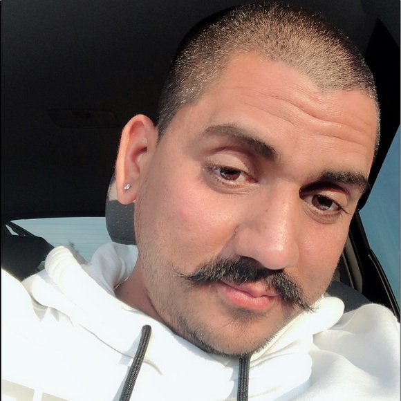 Profile Picture of Ricky Singh (@rick0720) on Poshmark