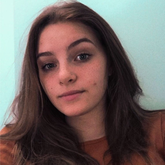 Profile Picture of Brooklyn Scriven (@brooklynscriven) on Poshmark
