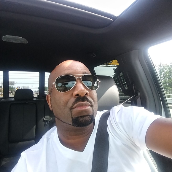 Profile Picture of Gerald Allen (@gtallen80) on Poshmark