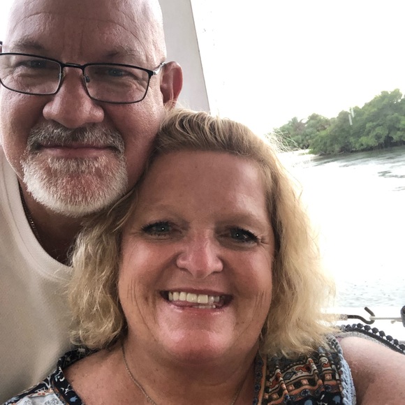 Profile Picture of Kim Paull (@kimpaull) on Poshmark