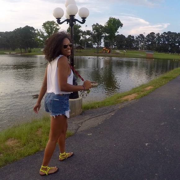 Profile Picture of Mackenzie Scott (@mackenziescott) on Poshmark
