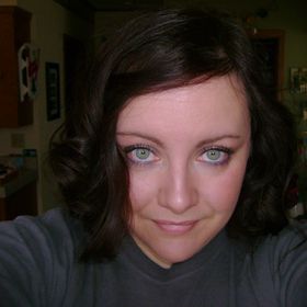 Profile Picture of Lisa Gillette (@lmg04) on Pinterest