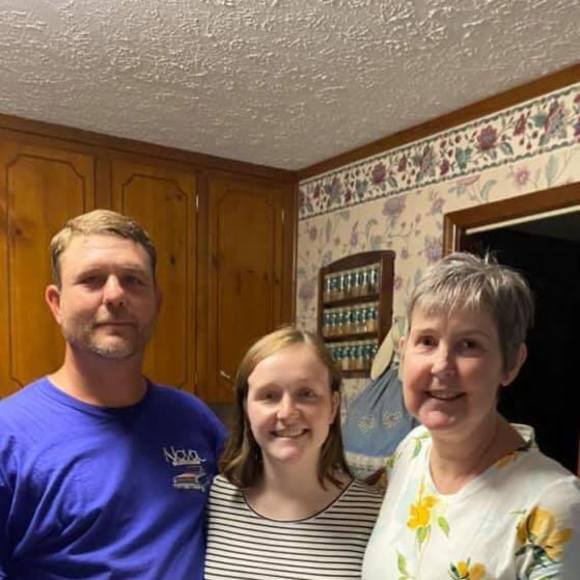 Profile Picture of David-and Chitwood (@slc886) on Poshmark