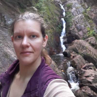 Profile Picture of Joanna Schroeder (@JoannaS67654457) on Twitter