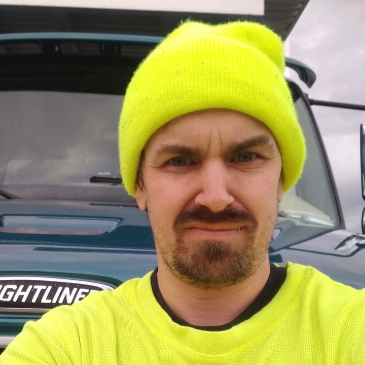 Profile Picture of randy ouellette (@cuddlebear104) on Tiktok