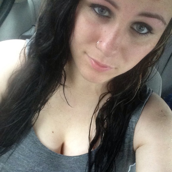 Profile Picture of Blake Fabian (@killblakefabian) on Poshmark