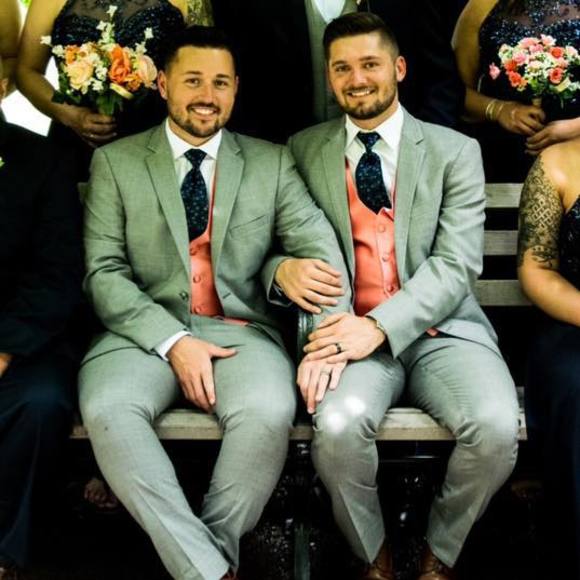 Profile Picture of Scott Bonvicino (@scotbonvo) on Poshmark