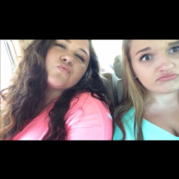 Profile Picture of Kate Arshadi (@kaattteeeepp) on Poshmark