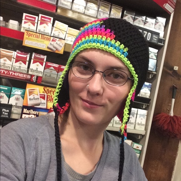 Profile Picture of Samantha Jeffrey (@smnthjffrey) on Poshmark