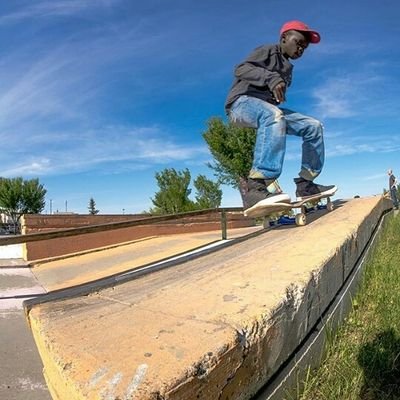 Profile Picture of Adam Tong (@YOMONTHEBOTTOM1) on Twitter