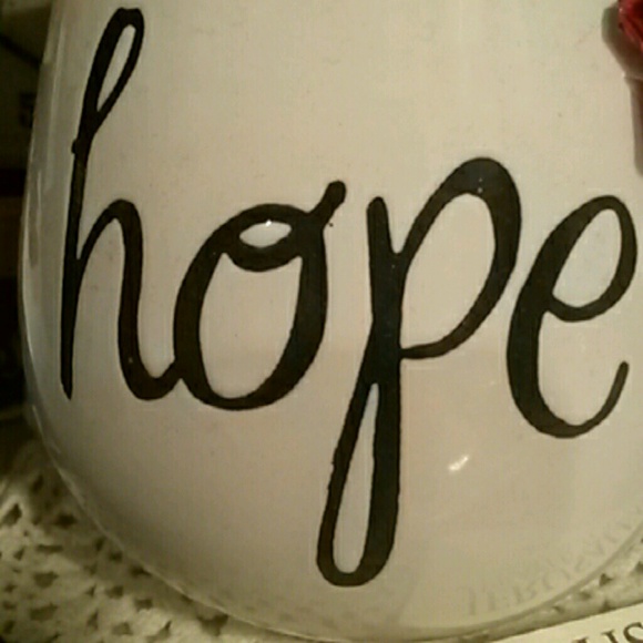 Profile Picture of Debbera Clark (@debbera3in1) on Poshmark