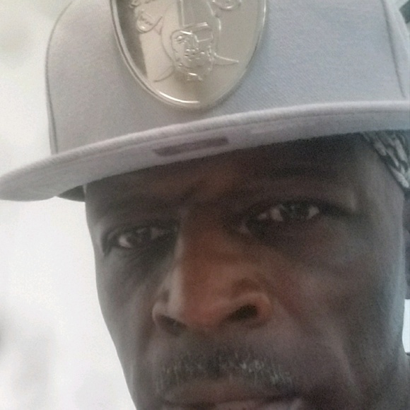 Profile Picture of George Wright (@lightfoot007) on Poshmark