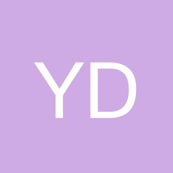 Profile Picture of Yvette Driver (@positive172) on Poshmark