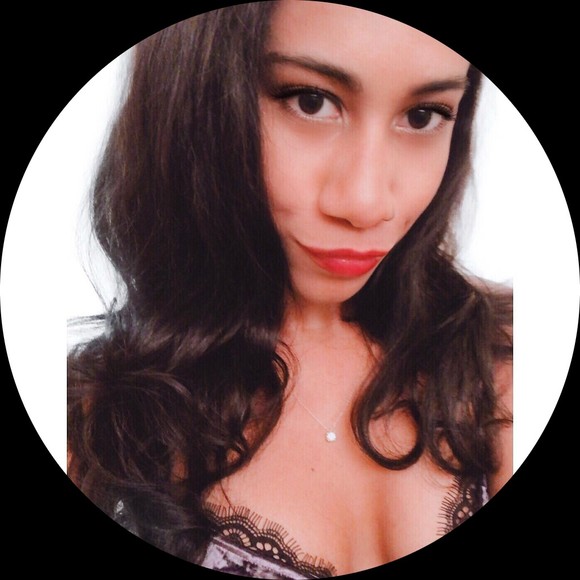 Profile Picture of Miranda Wilkins (@hipstermulan) on Poshmark